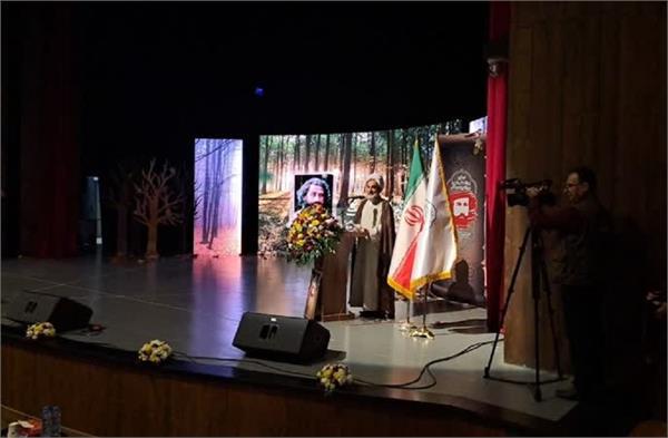 انقلاب اسلامی جنگ جهانی سوم را در معادلات جهانی حذف کرد