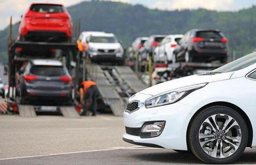  خودروهای اقتصادی دولت رئیسی در افغانستان اقتصادی است 