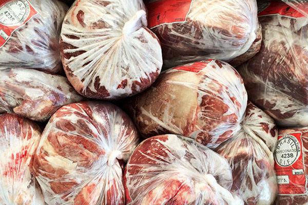  توزیع گوشت منجمد برای تنظیم بازار گیلان