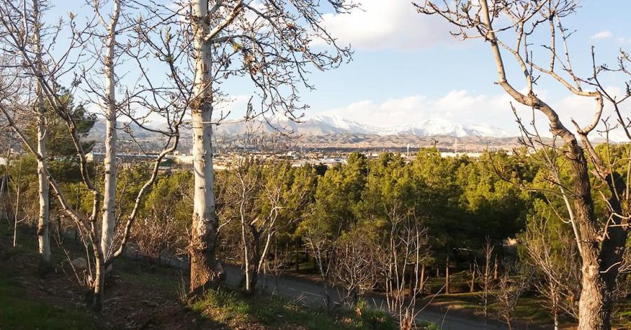 آغاز نصب ۲۳۶ پنل خورشیدی و احداث ۲ پارکینگ روباز در پارک ملی سرخه حصار