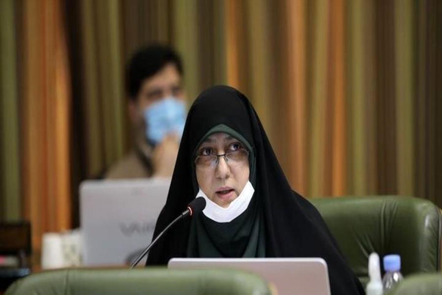  دستور وزیر کشور برای بررسی فیش حقوقی ۳۳میلیون تومانی دختر عضو شورای شهر/دختر نرگس معدنی پور استعفا داد