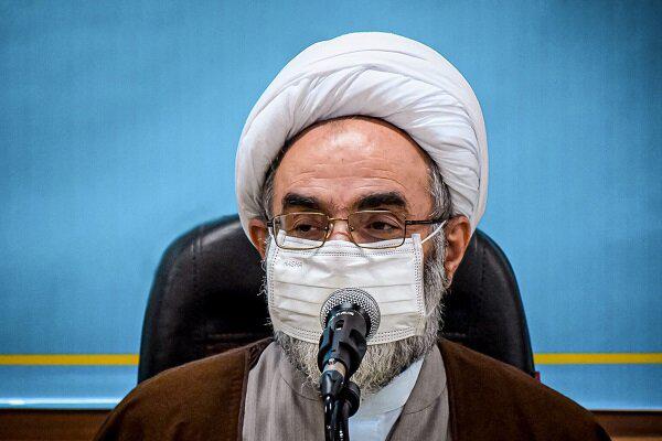 آموزش و پرورش را میدان فعالیت‌های سیاسی نکنید