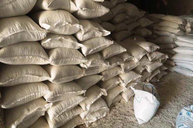 ۲۵۰ تُن کودشیمیایی قاچاق در رشت کشف شد