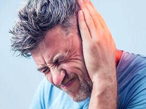 چرا گوش وز وز می کند؟