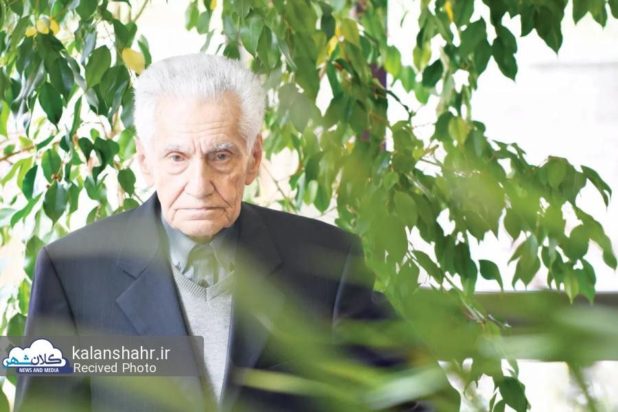 مروری بر زندگی و کارنامه احمد سمیعی گیلانی
