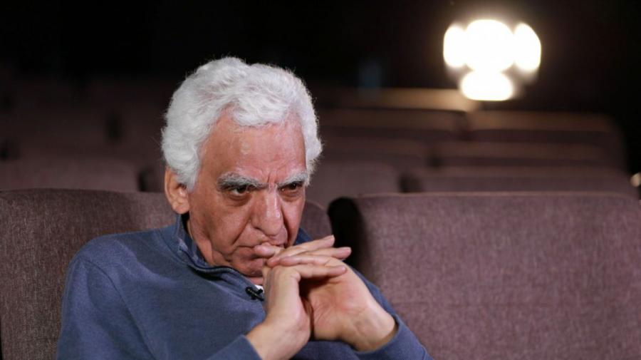 کشف یک دست نوشته کنار جسد کیومرث پوراحمد
