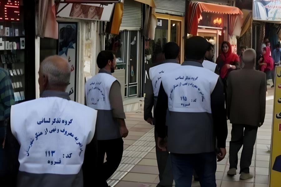 اولین «گروه تذکر لسانی» مردانه به «خیابان‌ها» آمدند