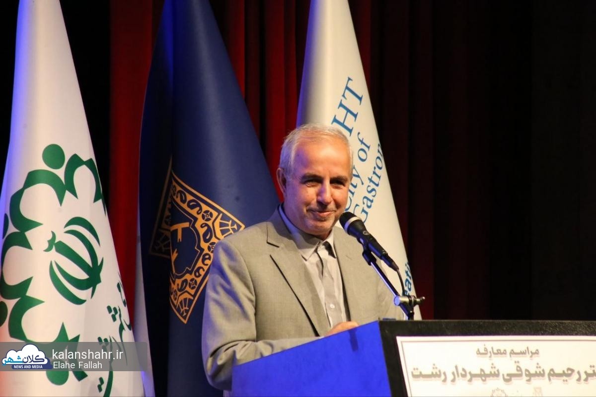 کوچکی نژاد: توافق با آژانس گامی مثبت از سوی ایران است/ باید هوشیار باشیم
