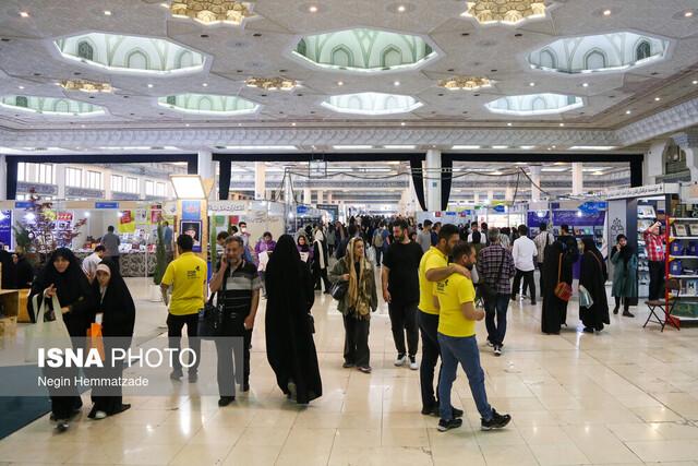 فروش ۲۴۱ میلیاردی نمایشگاه کتاب تا کنون/ غرفه‌های کودک و نوجوان پراستقبال‌ترین بخش