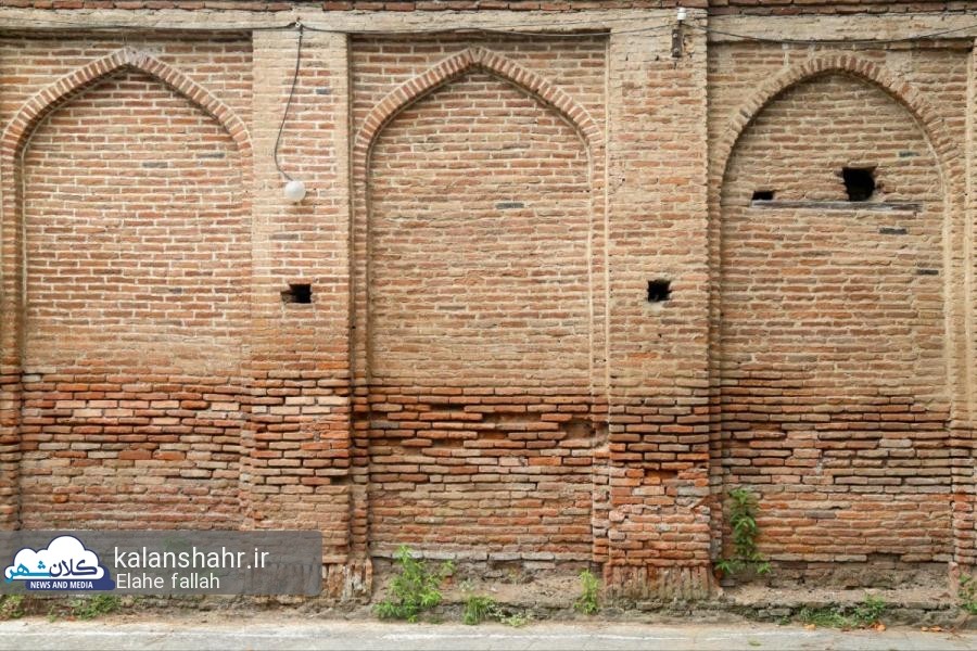 دیوار آجری خانه قدیمی ساغریسازان رشت