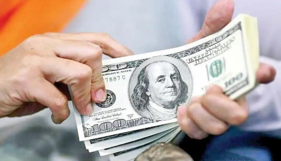 قیمت دلار ۲۸ تیر ۱۴۰۲/ بازار ارز در انتظار نتیجه دیدارهای سیاسی