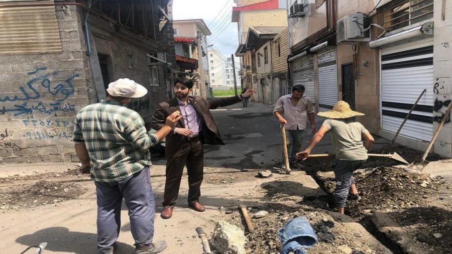 عملیات اجرایی توسعه زیرساخت های ارتباطی فیبر نوری در منطقه شهدای گمنام رشت