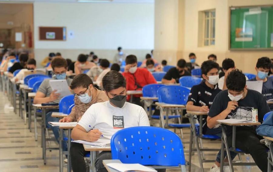 میانگین نمرات امتحانات نهایی امسال به ۱۰ رسید/تنها دانش آموز با معدل ۲۰ کشور از این مدرسه بود