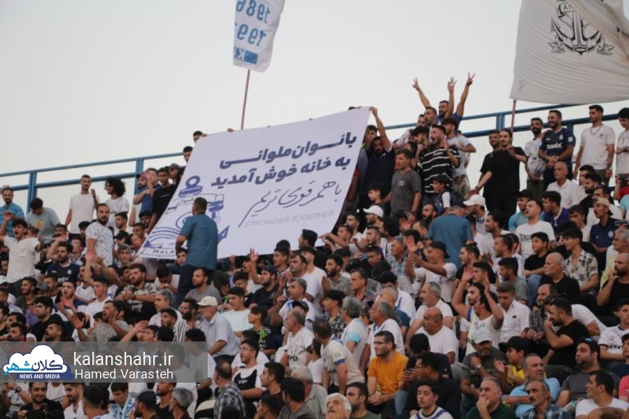 خوش آمدگویی ویژه مردان ملوانی به فوتبالدوستان زن؛ با هم قوی تریم