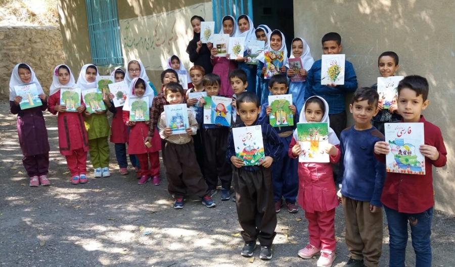 رفت‌وآمد دانش‌آموزان روستایی با «سرویس» به مدارس