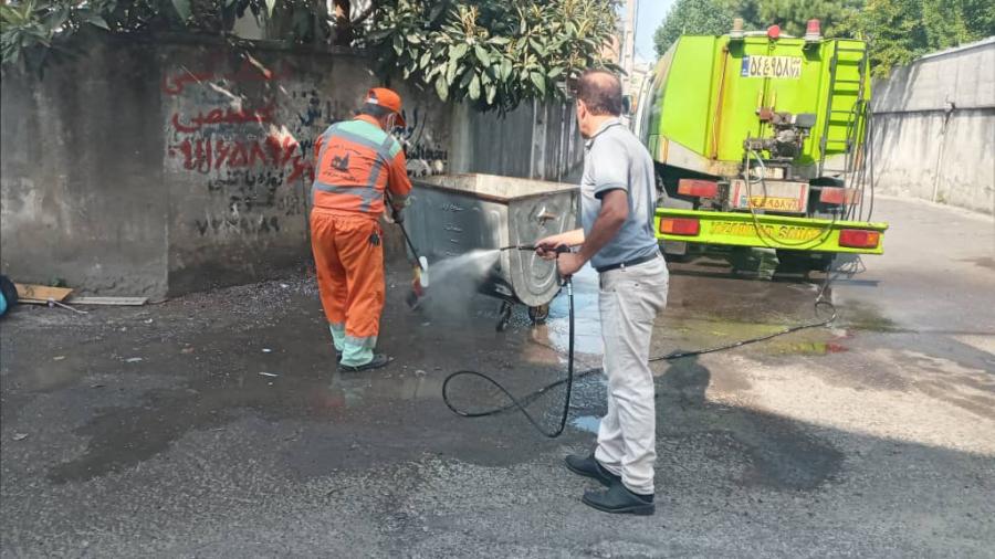 تعداد نیروهای رفت و روب بسیار کم است؛کوچه و خیابان های رشت زیاد شده تعداد پاکبان ها ثابت مانده 