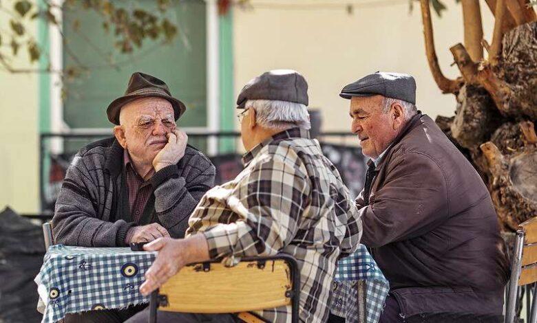 شاید حوصله تان سر برود اما سالمندان را به خاطره گویی  تشویق کنید