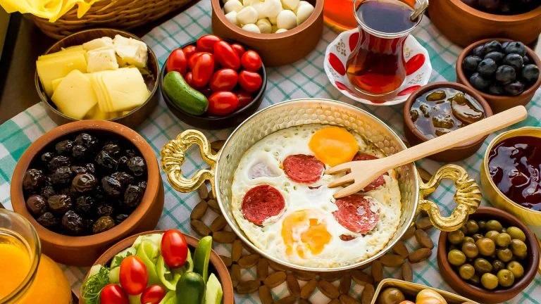 یک صبحانه جقدر تمام می‌شود؟/قیمت