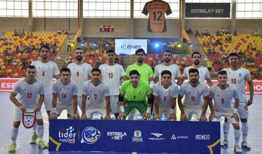 شاگردان شمسایی مالدیو را گلباران کردند