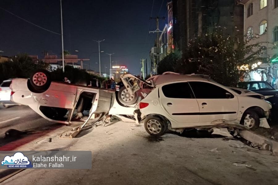 سمند بعد از برخورد با ۲ خودرو واژگون شد