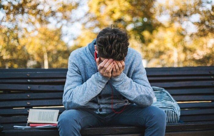 غمگین هستید یا افسرده؛ تفاوت آن  را می دانید؟