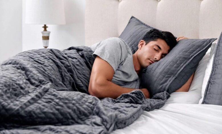 فواید پتوی سنگین برای سلامت جسم و روان