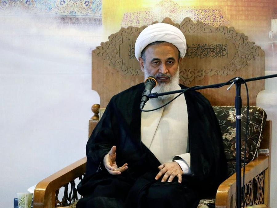 پیشنهاد ویژه به علیرضا پناهیان: لباس رزم بپوشید تا دانش آموزان یاد بگیرند!