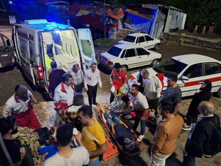 نجات گردشگر ژاپنی پس از سقوط از ارتفاع در قلعه رودخان