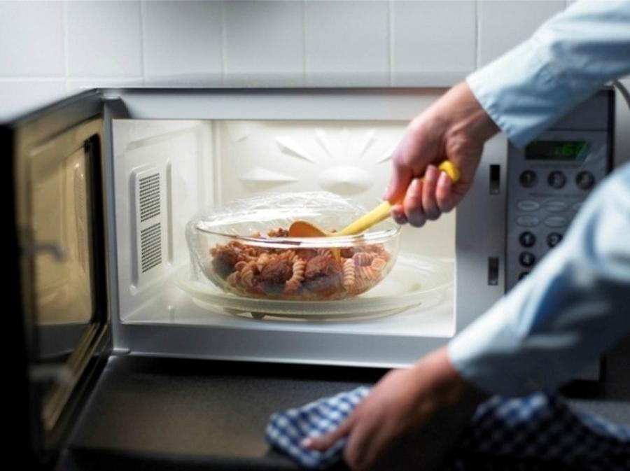 خطرات جدی گرم کردن غذای باقیمانده