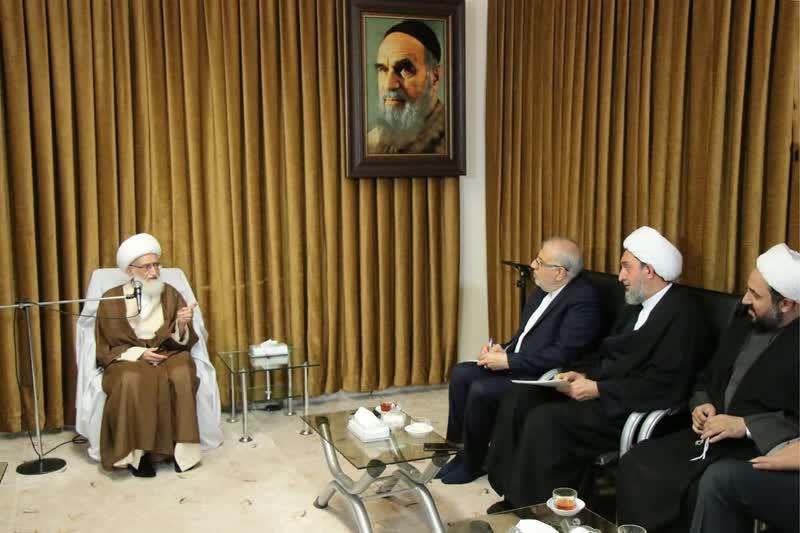 آیت‌الله نوری همدانی: معضلاتی همچون «فقر، گرانی، بیکاری و ارزش پایین پول ملی» هنوز برطرف نشده
