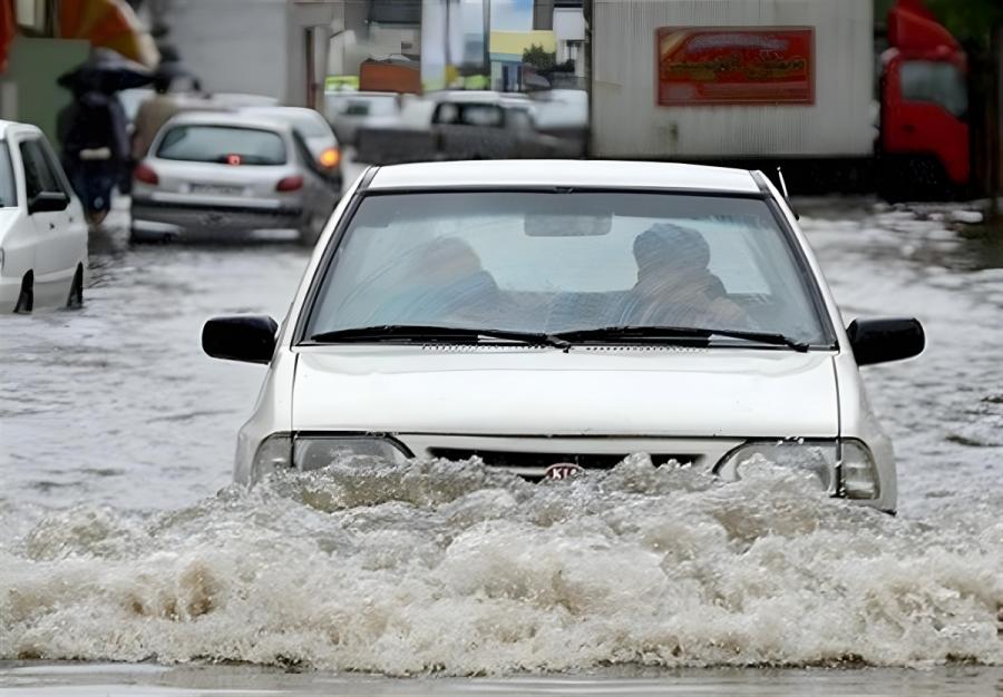 احتمال وقوع سیلاب در نیمه غربی ایران در آستانه شروع سال جدید/گیلان در جمع استان های درگیرِ کم بارشی