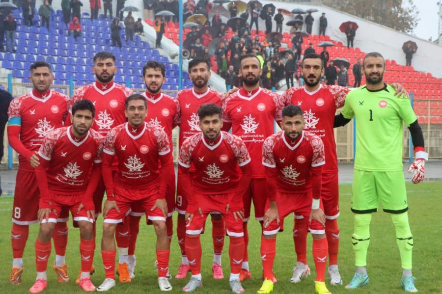 پیروزی پرگل سپیدرود در روز بارانی رشت