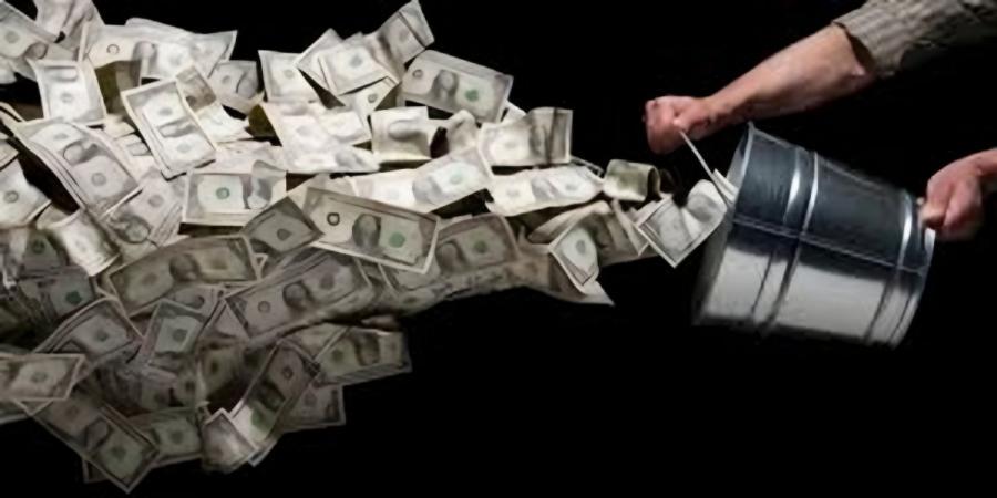 کنایه عباس عبدی به رئیسی؛ اصرار بر بی اطلاعی دولت از پراخت ۳ میلیارد دلار به یک نفر عذر بدتر از گناه است؛ این تحلیل فسادنمایی نیست
