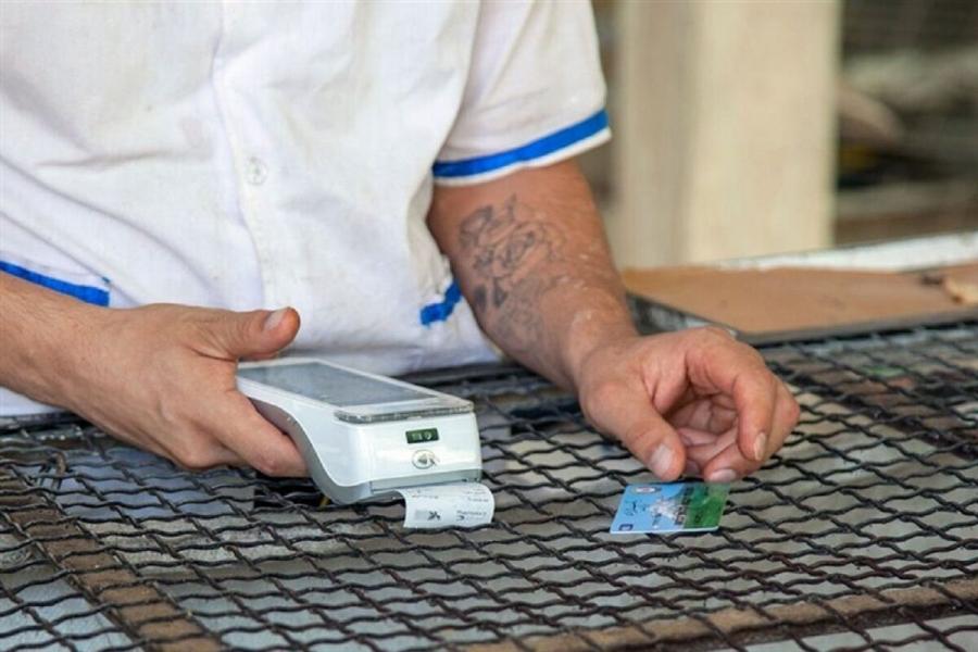 محدودیت خرید نان تکذیب شد/اقدام برخی نانوایی‌ها در محدودیت خرید نان تخلف است