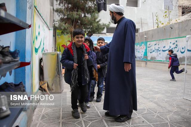 فعلا مجوز ایجاد مدارس غیردولتی «مسجد محور» صادر نشده است/ روحانیون در این مدارس تدریس می کنند؟