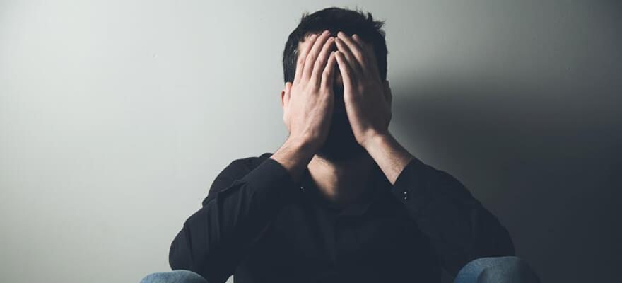 ۸ عارضه افزایش هورمون استرس بر بدن