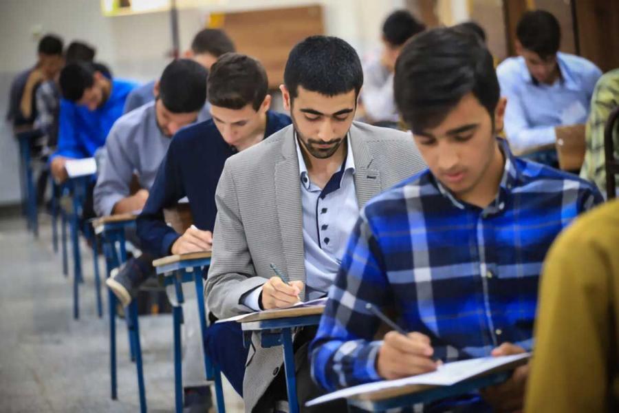 جذب ۱۰۰ هزار نفر در آزمون استخدامی دولت؛ آموزش و پرورش و وزارت بهداشت در صدر هستند