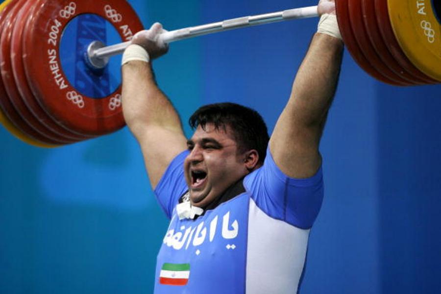 دیابت حسین رضازاده را راهی بیمارستان کرد