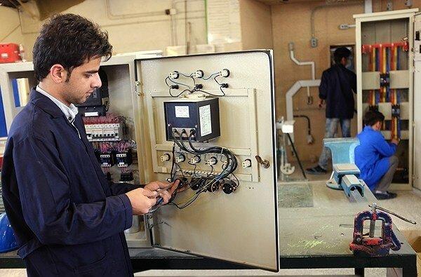دارندگان چه مدرکی بیشتر بیکار هستند؟