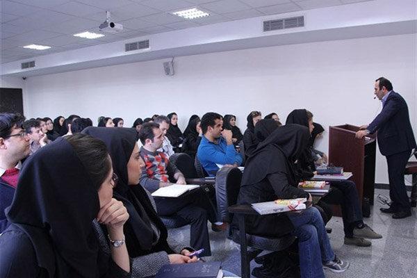 تمامی کلاس های نیمسال دوم دانشجویان حضوری است