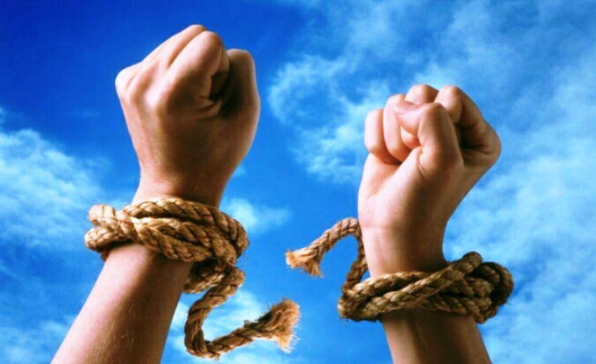 آزادی ۳۳ محکوم جرایم مالی در بندرانزلی در آستانه عید نوروز