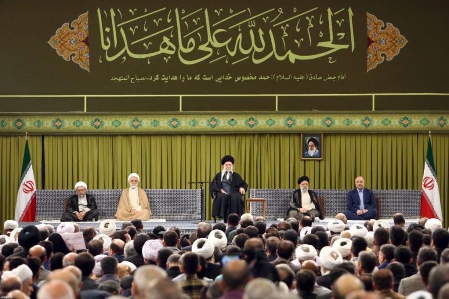 تشکر واقعی از ملت ادامه تلاش بی‌وقفه مسئولان برای حل مشکلات است