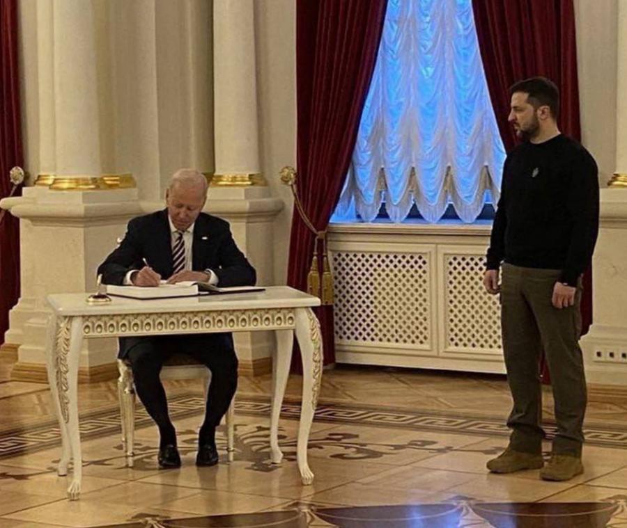 بستۀ ۶۰ میلیارد دلاری کمک به اوکراین تصویب شد