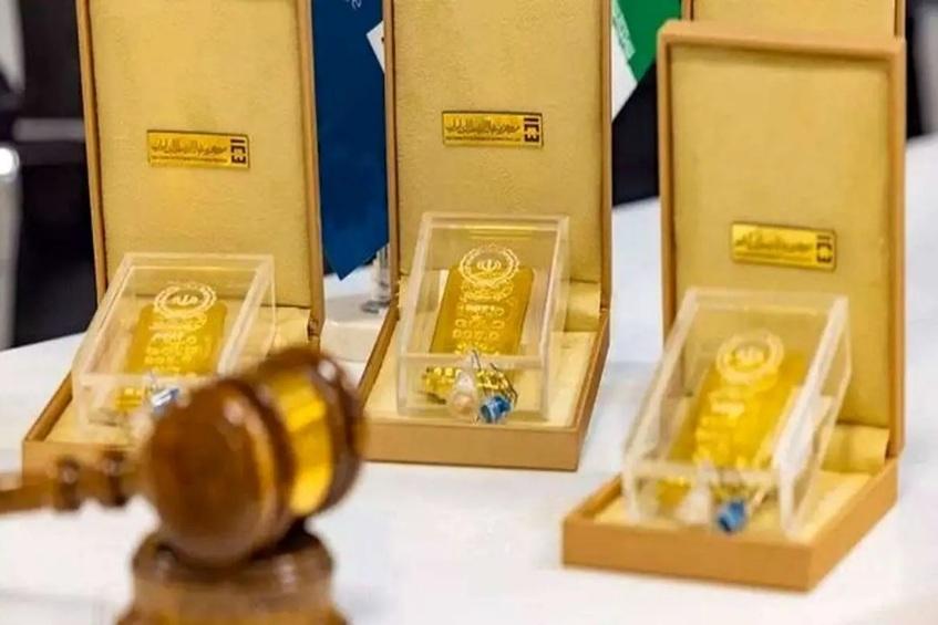 تغییر ساعت کاری بانک ها خللی در فرایند خرید شمش طلا ایجاد نمی کند/برگزاری حراج چهلم ۷ مرداد