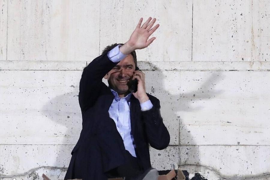 علی خطیر برکنار شد