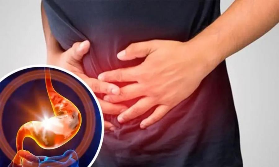 عادت های روزمره ای که نمی دانستید دلیل ترش کردن معده هستند