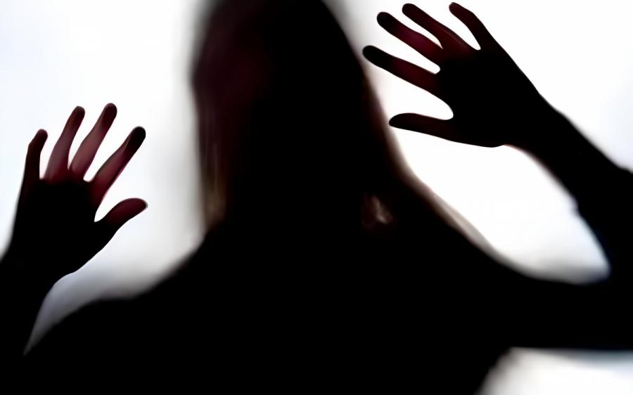 بازداشت دو پسر به اتهام تعرض به یک دختر در خانه اجاره ای
