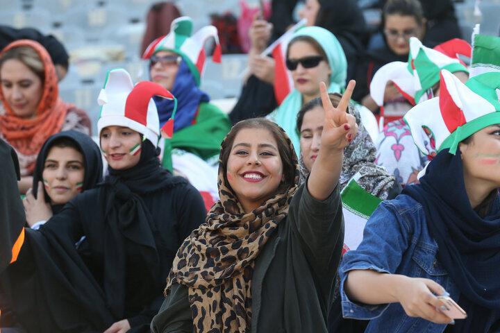 خرید بلیت ورزشگاه از سوی دختران با کدملی پدر!
