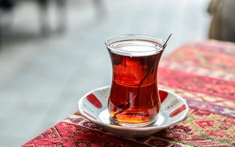 در هوای گرم، کمتر چای و قهوه بخورید