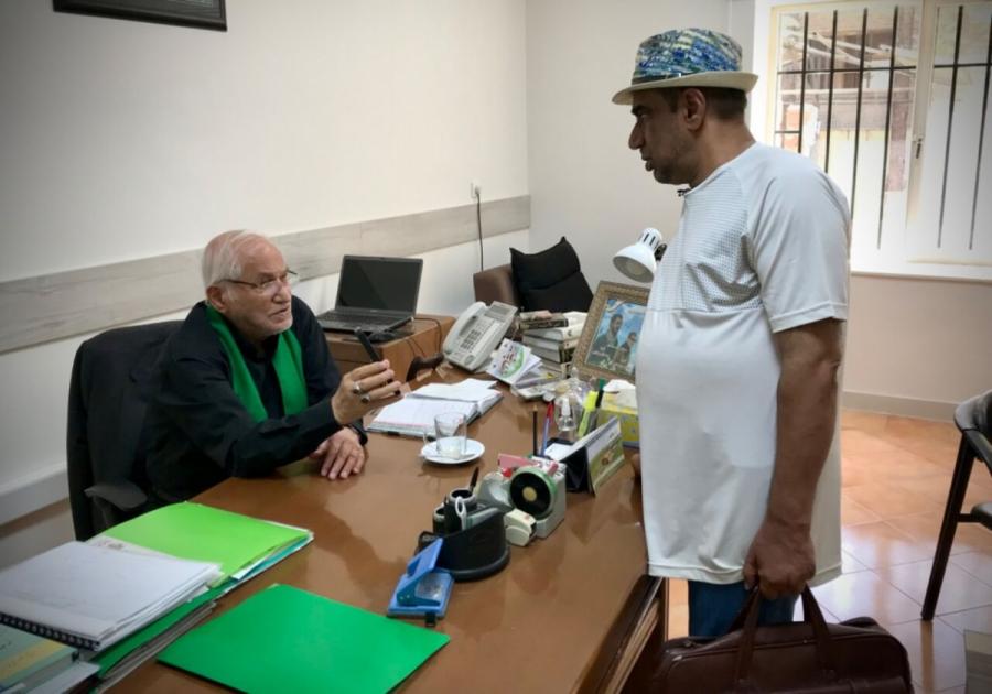 نصرالله رادش با جایزه ۲  میلیارد ریالی جوکر ۴ زندانی را آزاد کرد